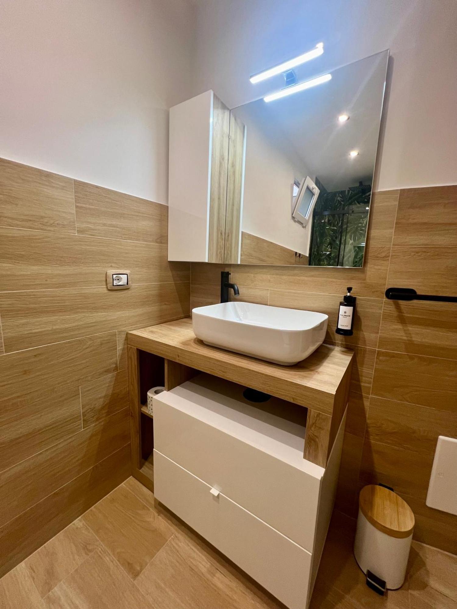 Eterna Suites Roma Esterno foto